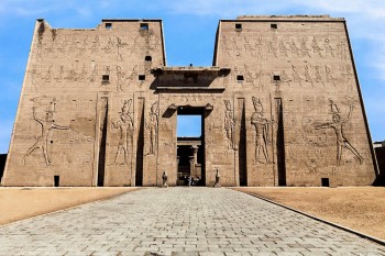 Pyramids & The Nile 